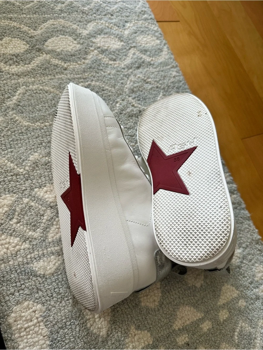 Ash clean white